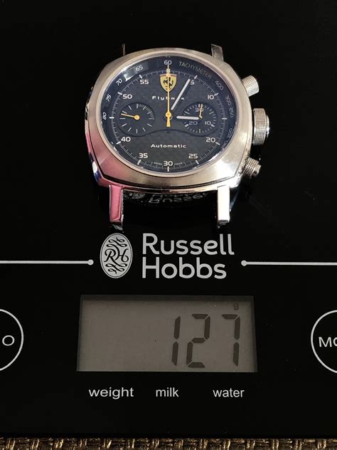 The Different Weights of Panerai Models/case materials